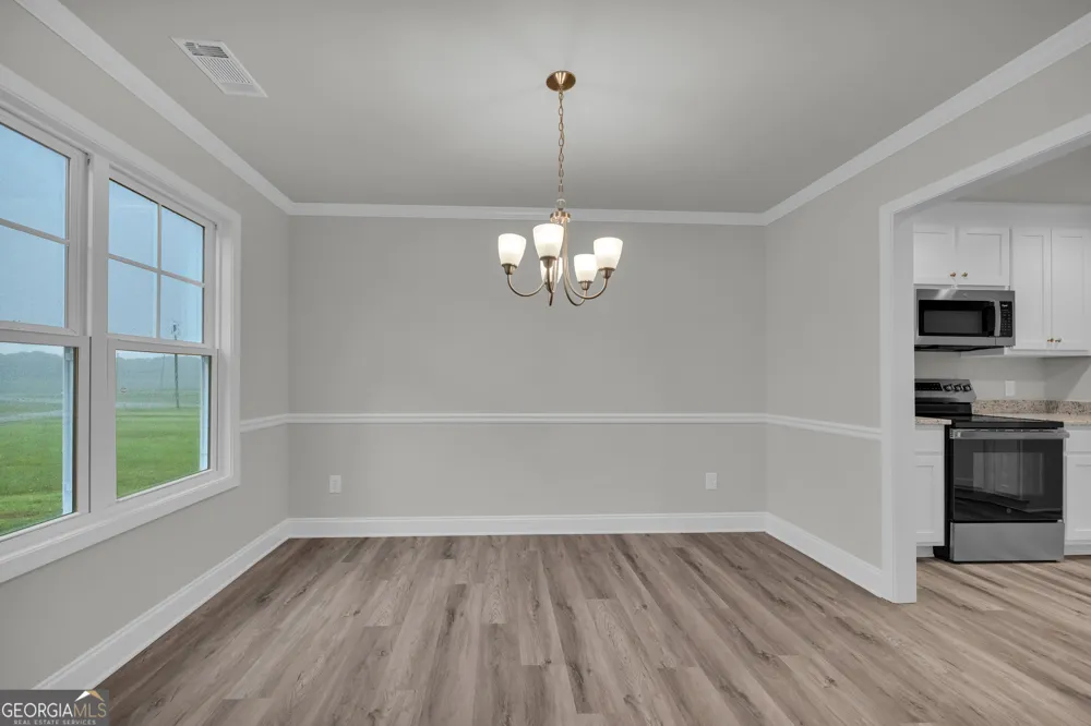 35 Sewell RD Lavonia, GA 30553