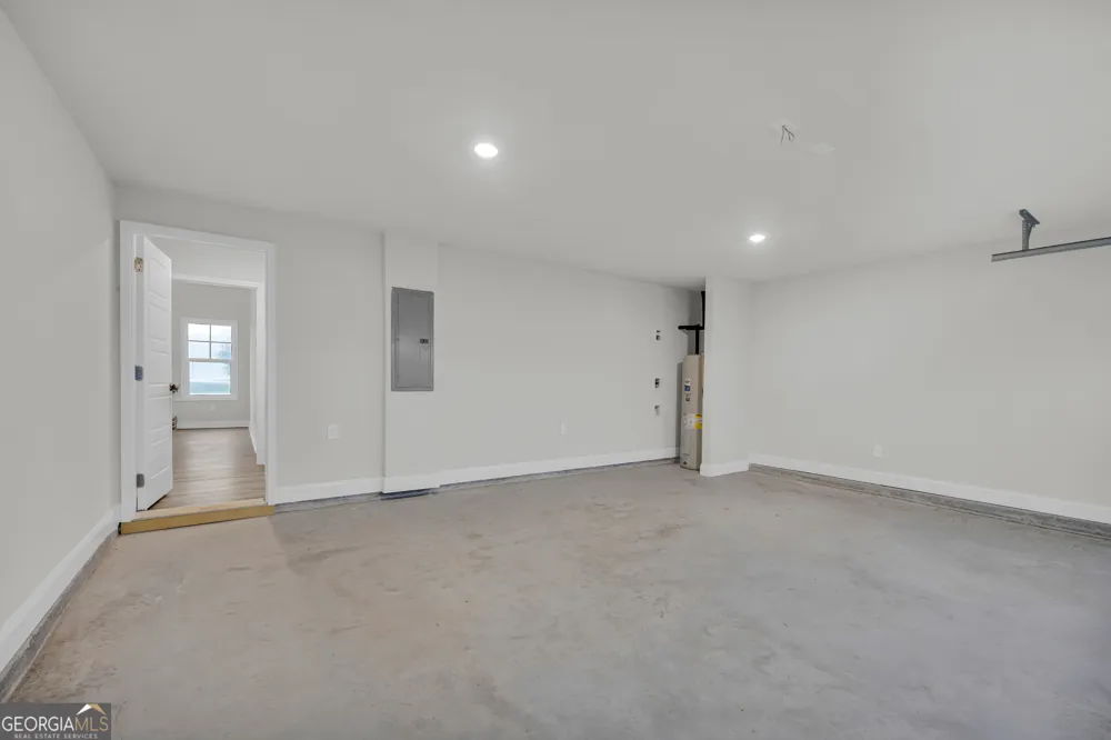 35 Sewell RD Lavonia, GA 30553