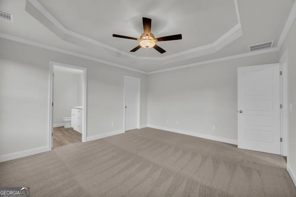 1347 S Fairview RD Lavonia, GA 30553