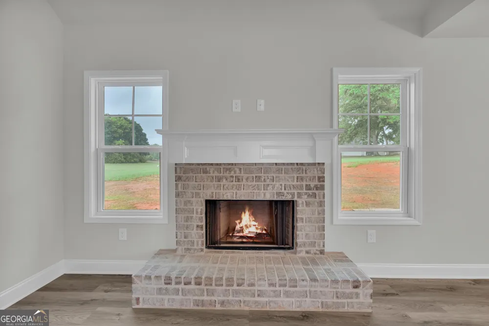 1347 S Fairview RD Lavonia, GA 30553