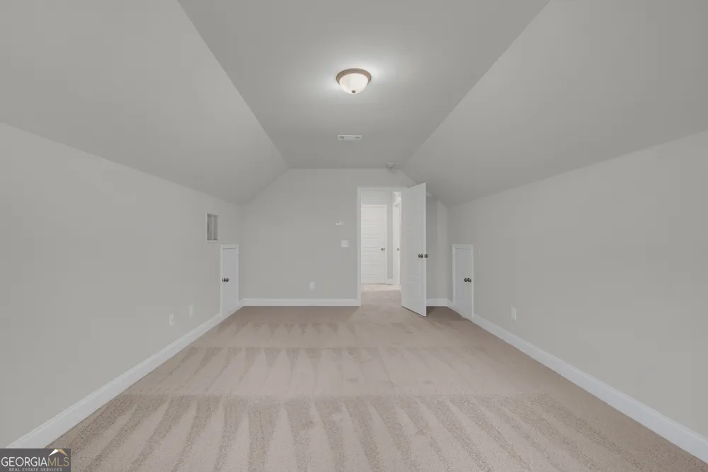 1347 S Fairview RD Lavonia, GA 30553