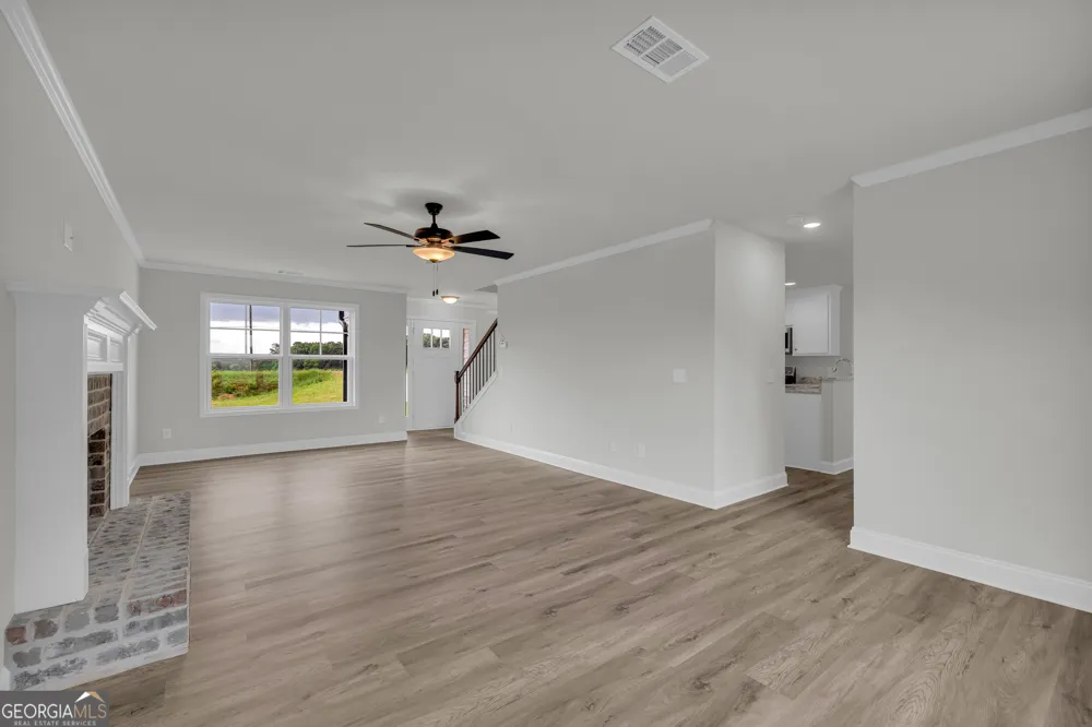 1331 S Fairview RD Lavonia, GA 30553