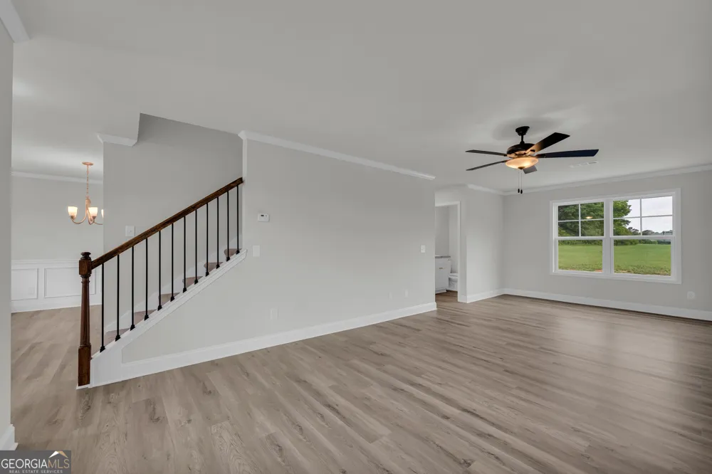 1331 S Fairview RD Lavonia, GA 30553