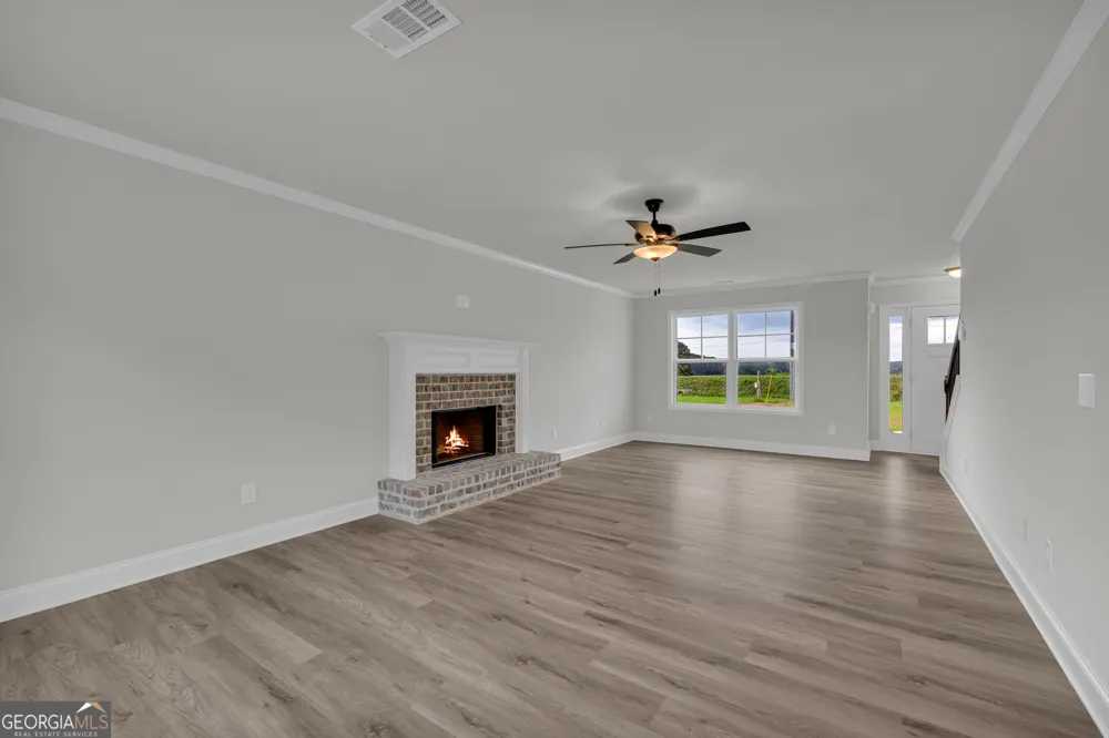 1331 S Fairview RD Lavonia, GA 30553