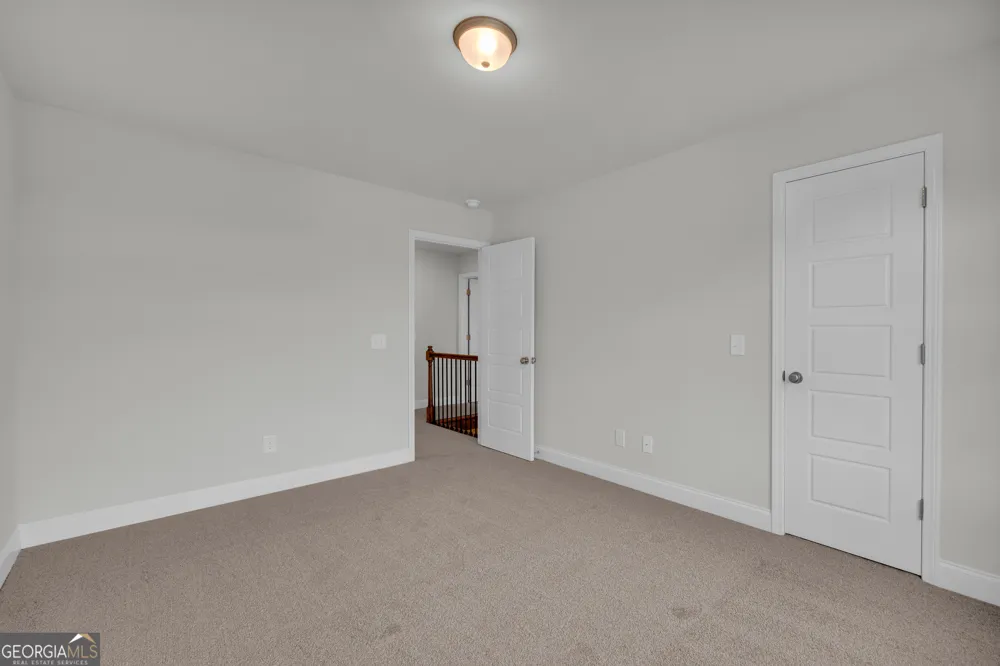 1331 S Fairview RD Lavonia, GA 30553