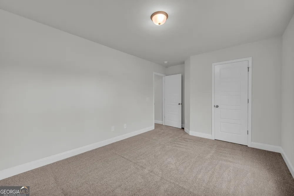 1331 S Fairview RD Lavonia, GA 30553