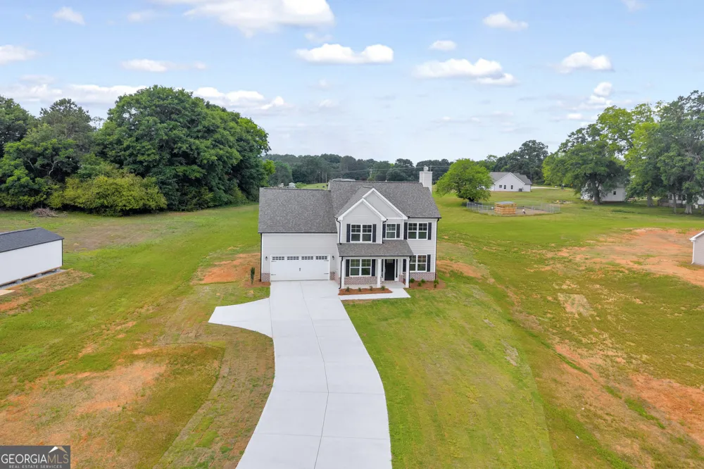 1331 S Fairview RD Lavonia, GA 30553