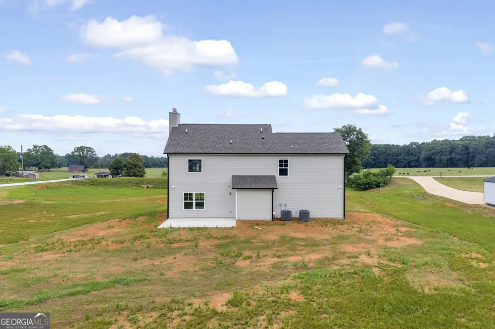 1331 S Fairview RD Lavonia, GA 30553