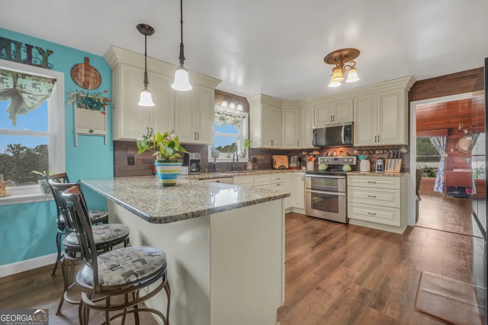 876 Simpson Mill RD Locust Grove, GA 30248