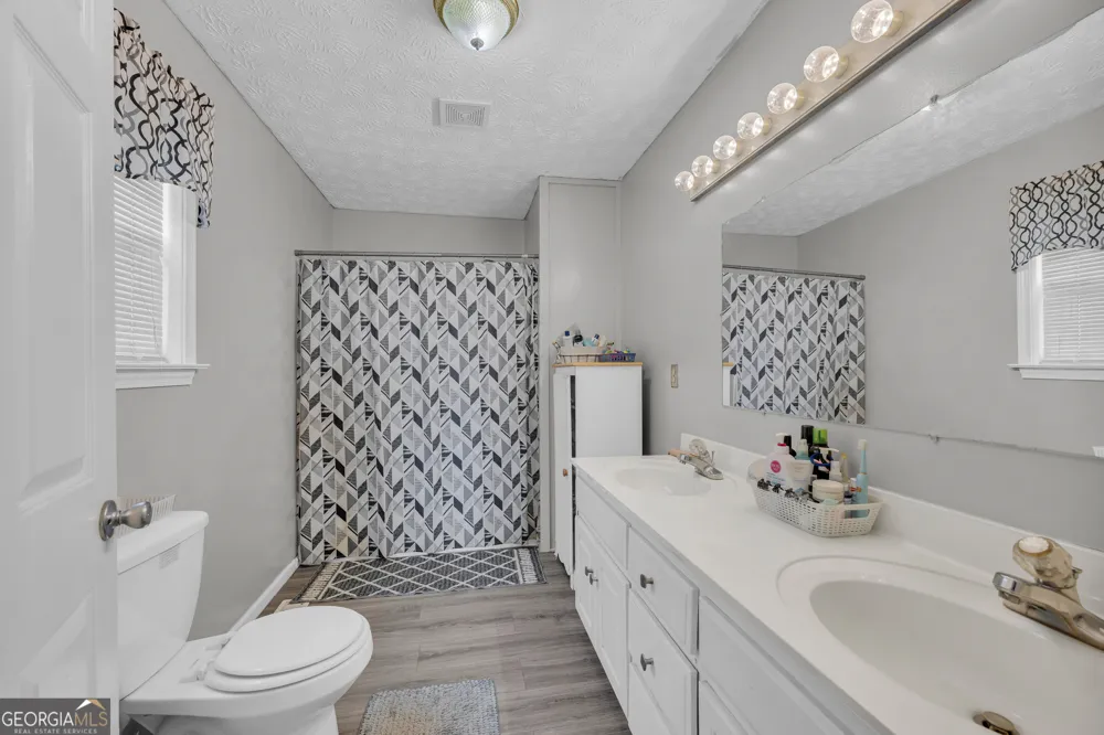 156 Shirley RD Royston, GA 30662