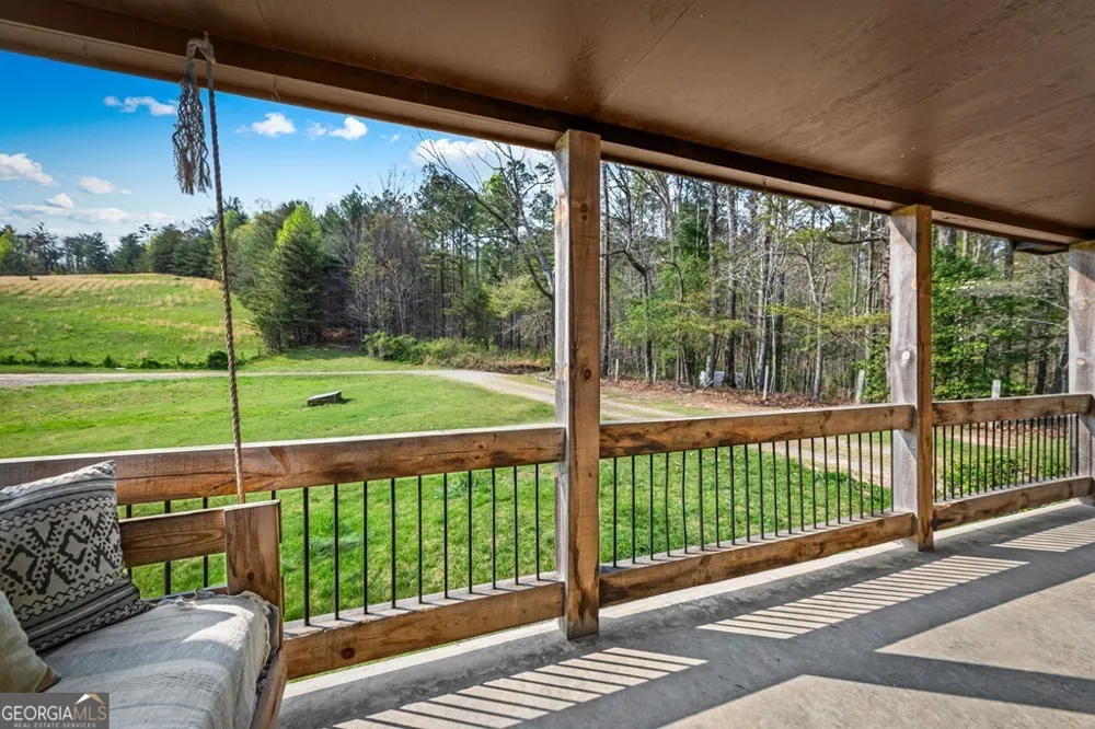 384 Maxwell RD Blue Ridge, GA 30513