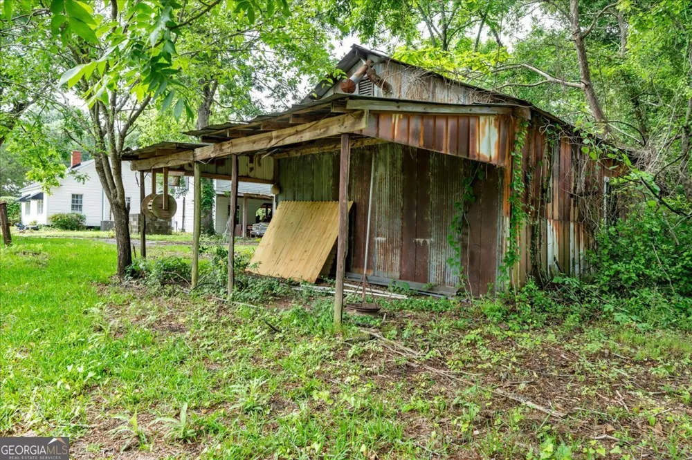 315 Second ST Danville, GA 31017