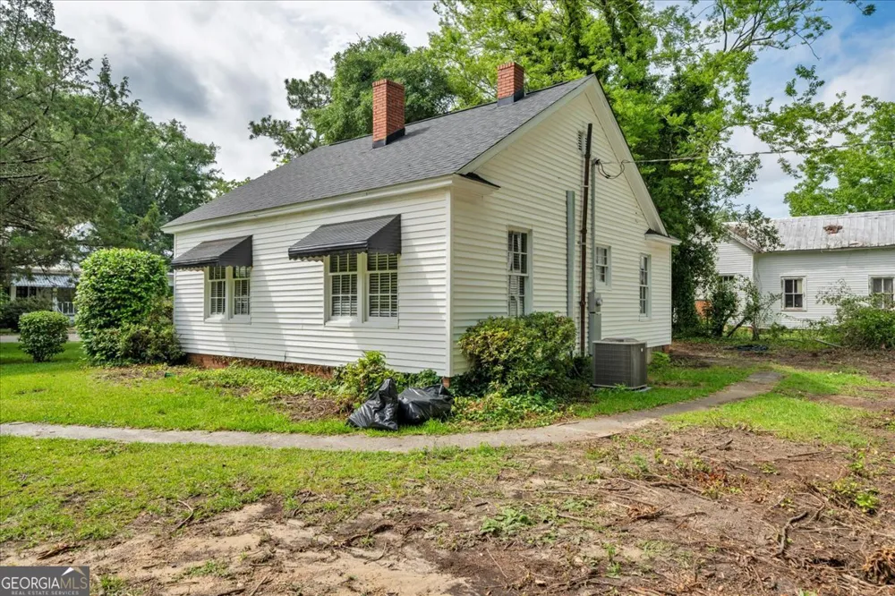 315 Second ST Danville, GA 31017