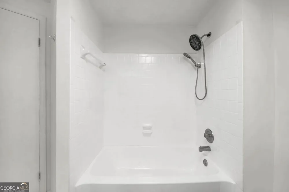 1283 Keys Lake DR NE Brookhaven, GA 30319