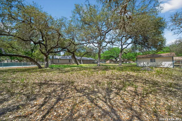 100 Crestline Pleasanton, TX 78064