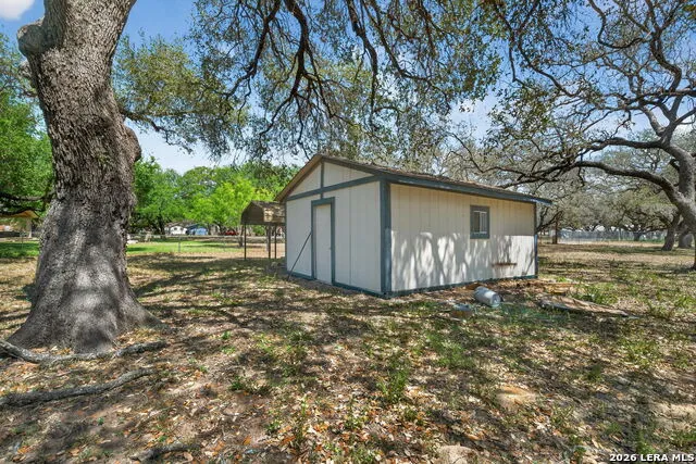 100 Crestline Pleasanton, TX 78064