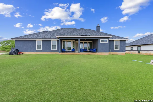 9991 Crow Ln Adkins, TX 78101
