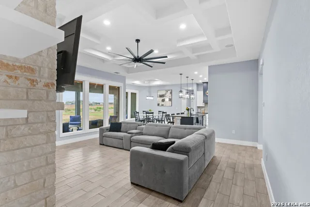 9991 Crow Ln Adkins, TX 78101