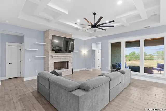 9991 Crow Ln Adkins, TX 78101