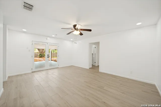 517 BALFOUR DR Windcrest, TX 78239
