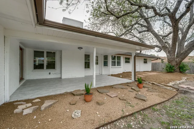 517 BALFOUR DR Windcrest, TX 78239