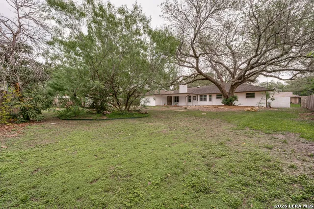 517 BALFOUR DR Windcrest, TX 78239