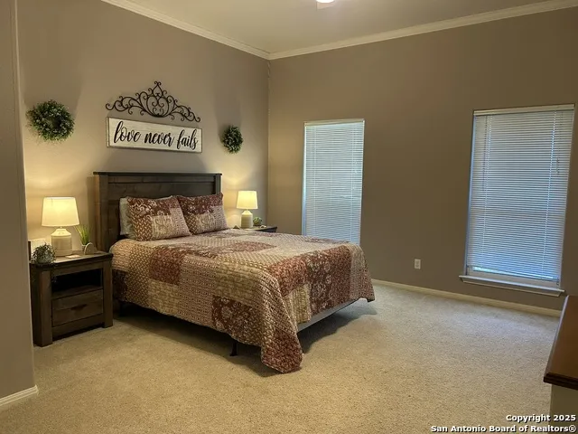 1912 Seminole Tr Dale, TX 78616