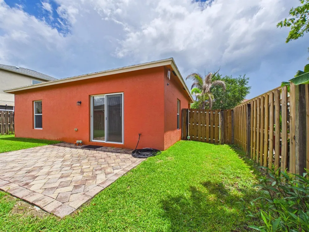 157 Blue Grotto Drive Fort Pierce, FL 34945
