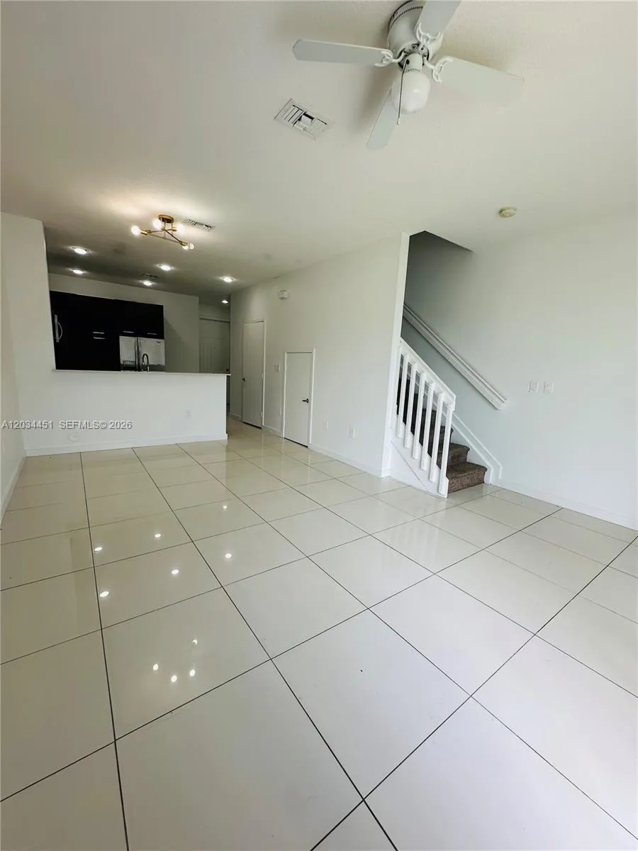 3507 NW 13th St Lauderhill, FL 33311