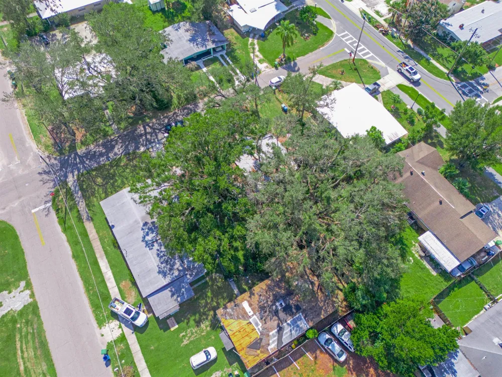 657 Ave C SW Winter Haven, FL 33880