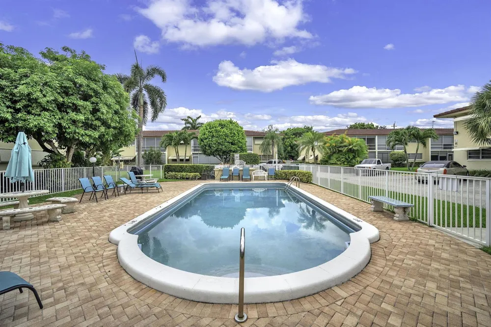 2130 NE 36th Street #63 Lighthouse Point, FL 33064
