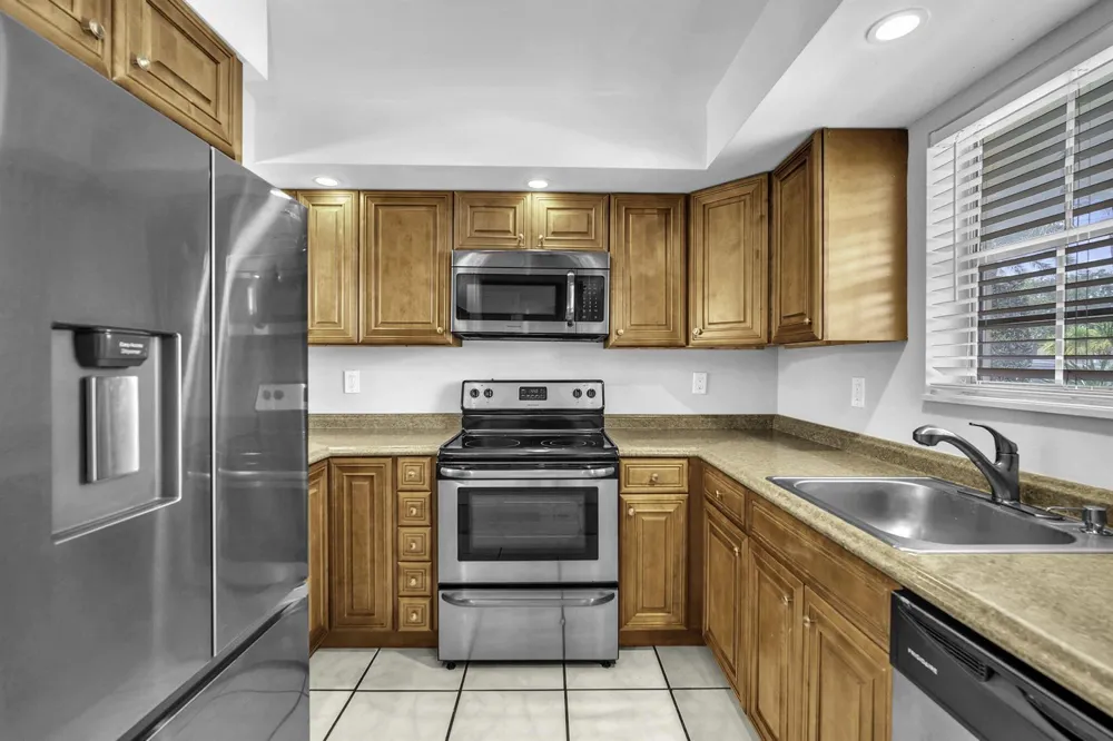 2130 NE 36th Street #63 Lighthouse Point, FL 33064