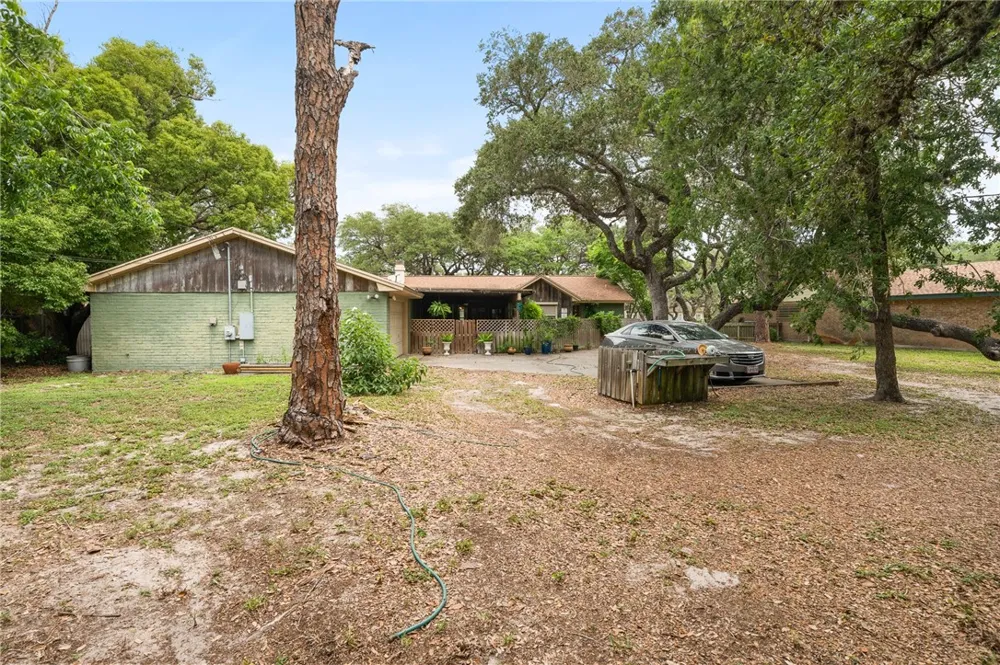 1965 Chandler Place Ingleside, TX 78362
