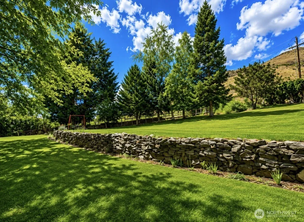 33524 Highway 97 #A Oroville, WA 98844