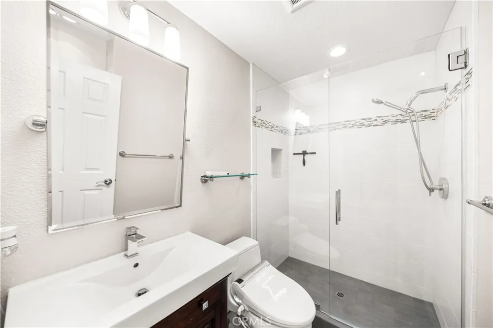 10935 Osterman Avenue Tustin, CA 92782