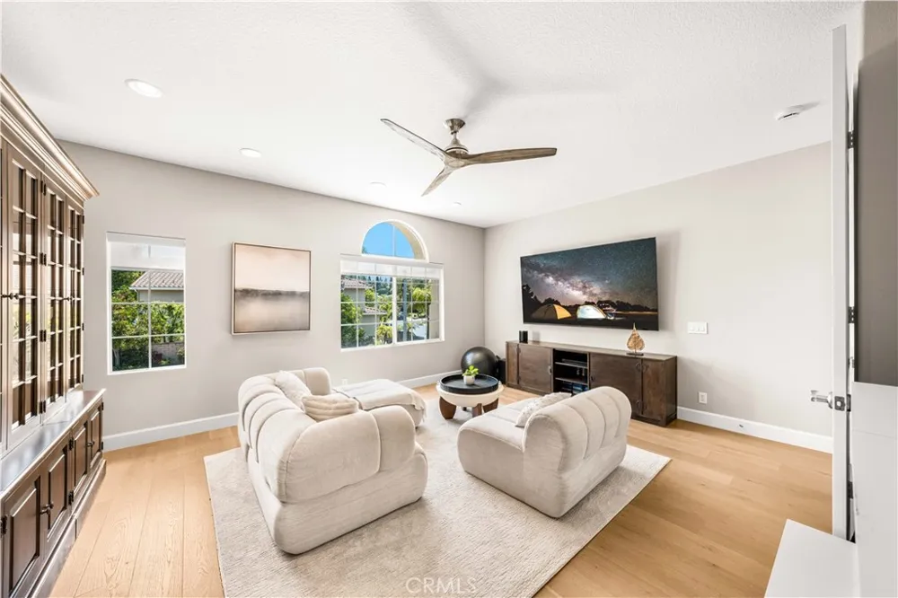 10935 Osterman Avenue Tustin, CA 92782