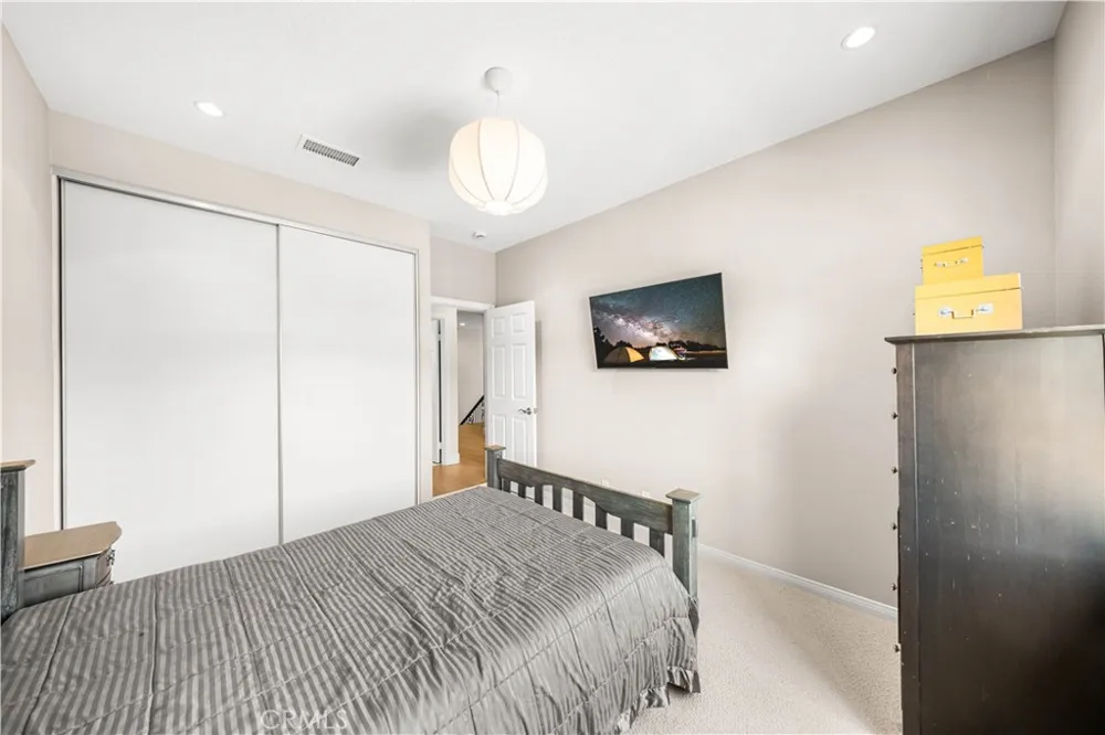 10935 Osterman Avenue Tustin, CA 92782