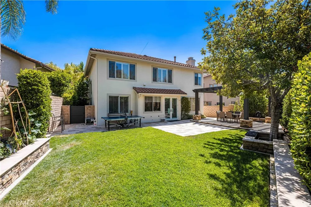 10935 Osterman Avenue Tustin, CA 92782