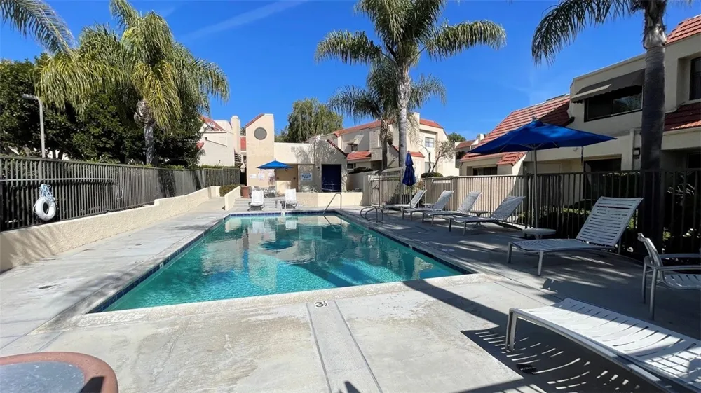 15 Aruba Laguna Niguel, CA 92677