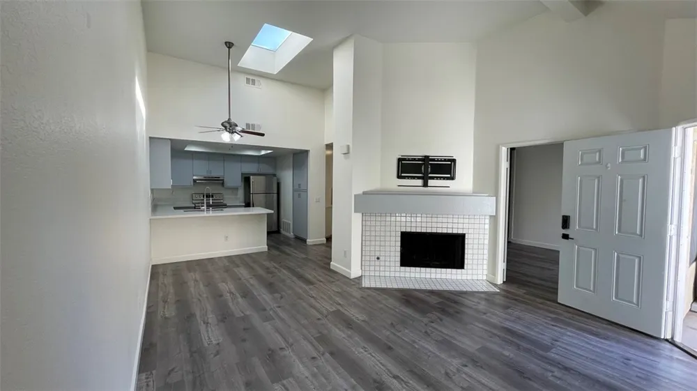 15 Aruba Laguna Niguel, CA 92677