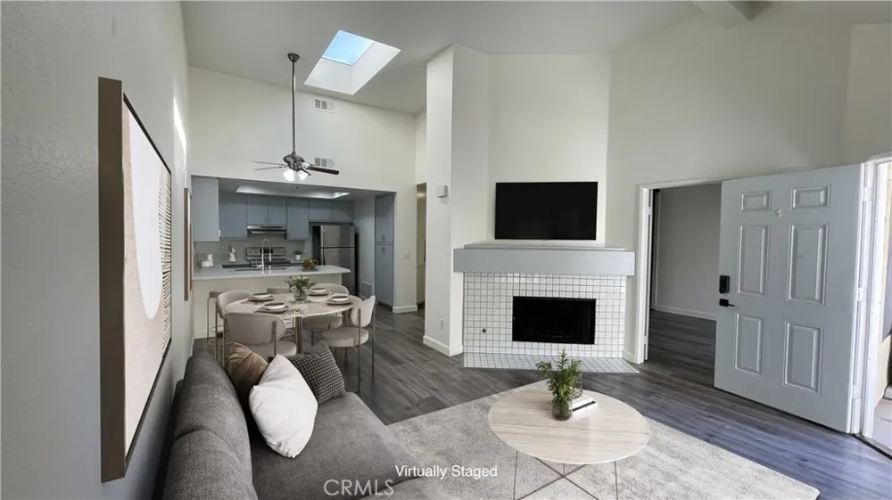 15 Aruba Laguna Niguel, CA 92677