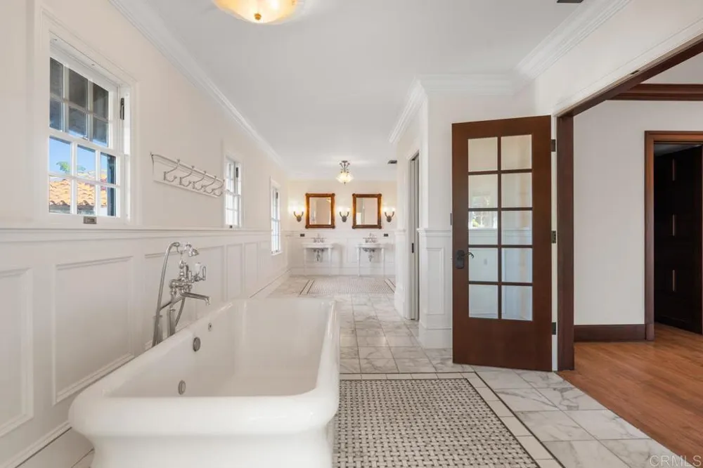 1015 Alameda Boulevard Coronado, CA 92118