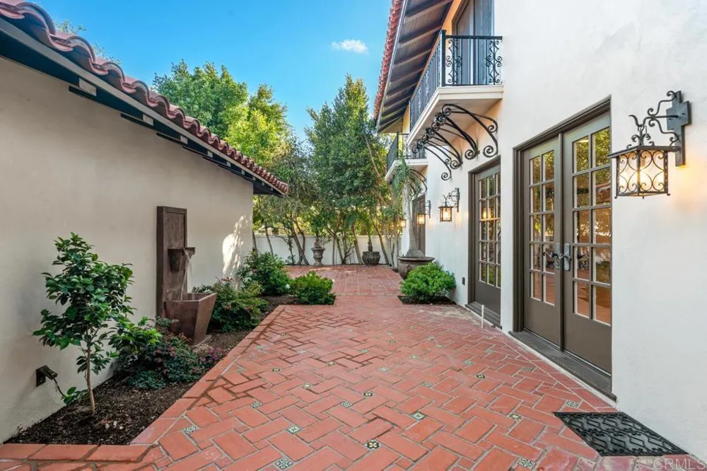 1015 Alameda Boulevard Coronado, CA 92118