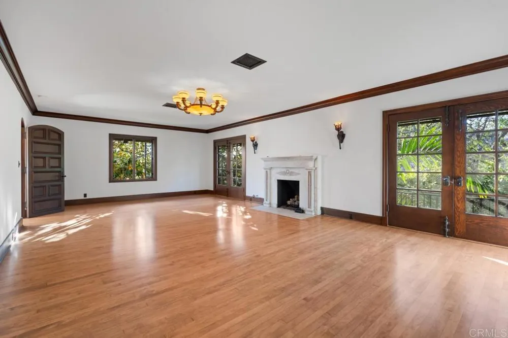 1015 Alameda Boulevard Coronado, CA 92118