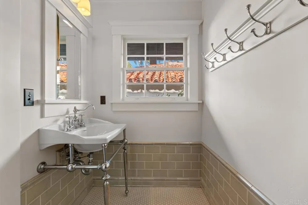 1015 Alameda Boulevard Coronado, CA 92118