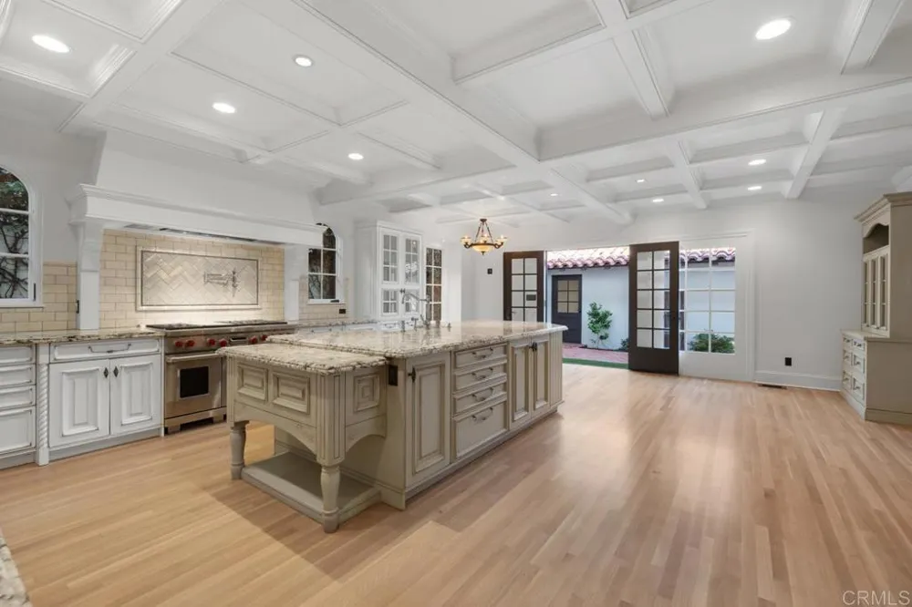 1015 Alameda Boulevard Coronado, CA 92118