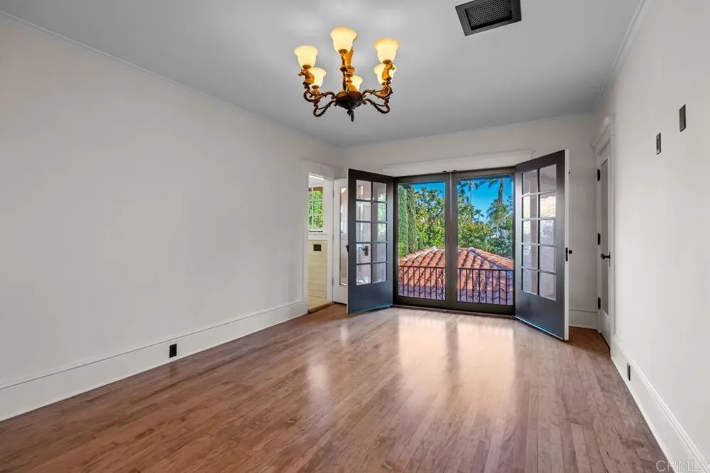 1015 Alameda Boulevard Coronado, CA 92118