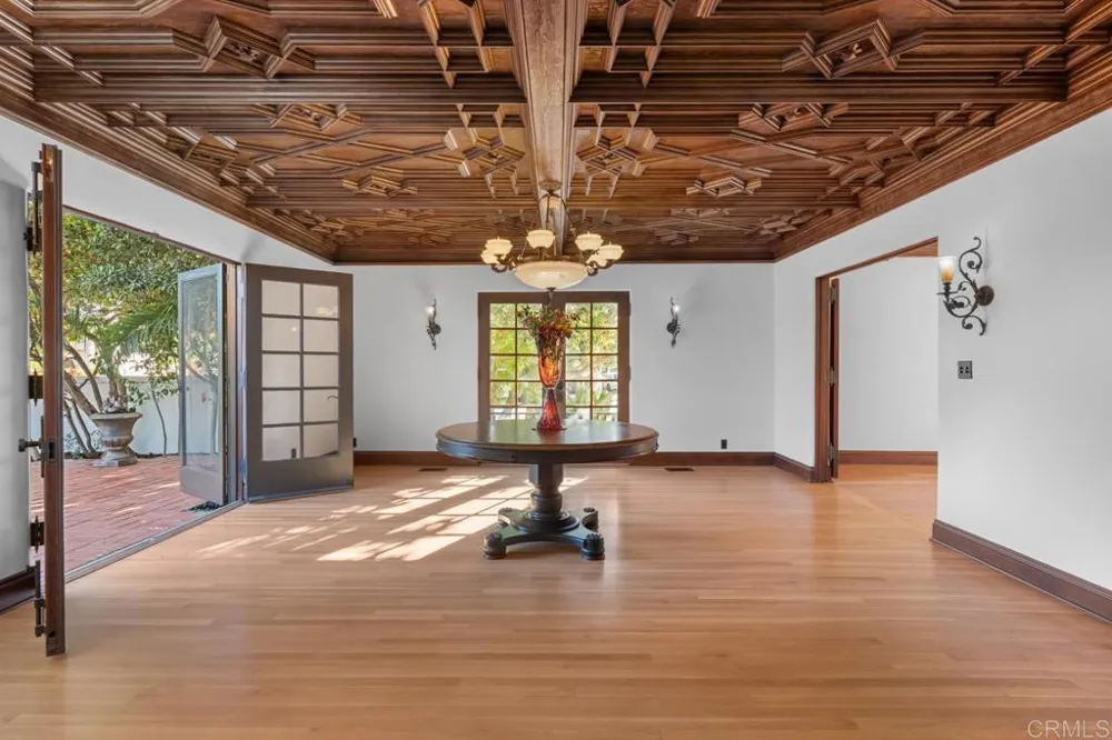 1015 Alameda Boulevard Coronado, CA 92118
