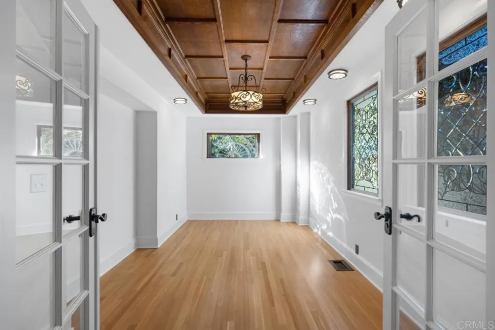 1015 Alameda Boulevard Coronado, CA 92118