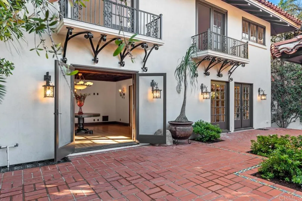 1015 Alameda Boulevard Coronado, CA 92118